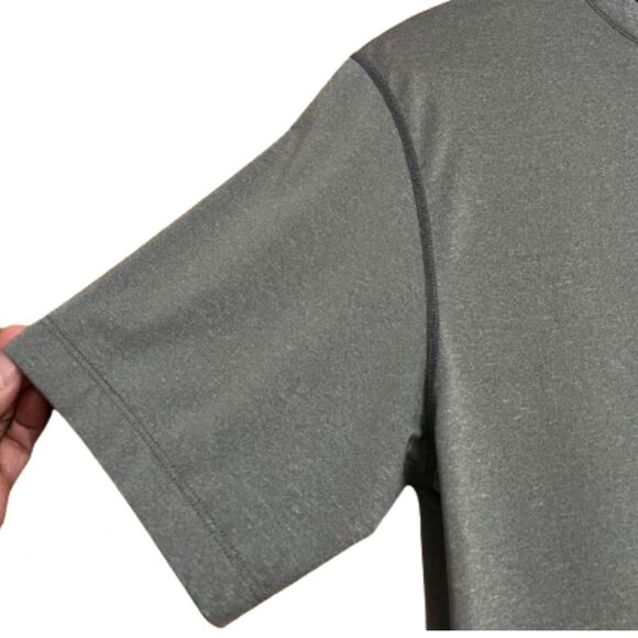 Nike Women’s Pro Combat Dri-Fit Gray Short Sleeve Athletic Shirt Sz-M - Picture 6 of 7